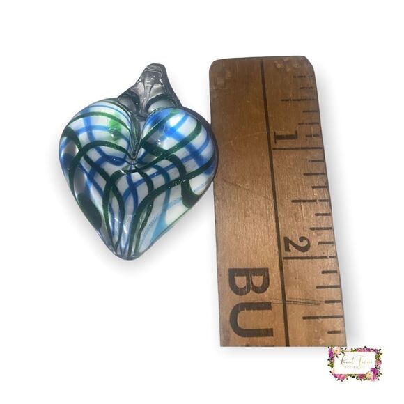 Signed Art Glass Heart Window Charm |Suncatcher, Heart Ornaments... - Picture 4 of 16